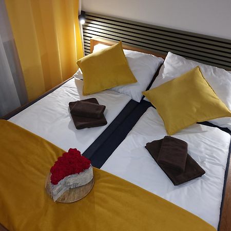 Bird House Hotel Presov Ngoại thất bức ảnh