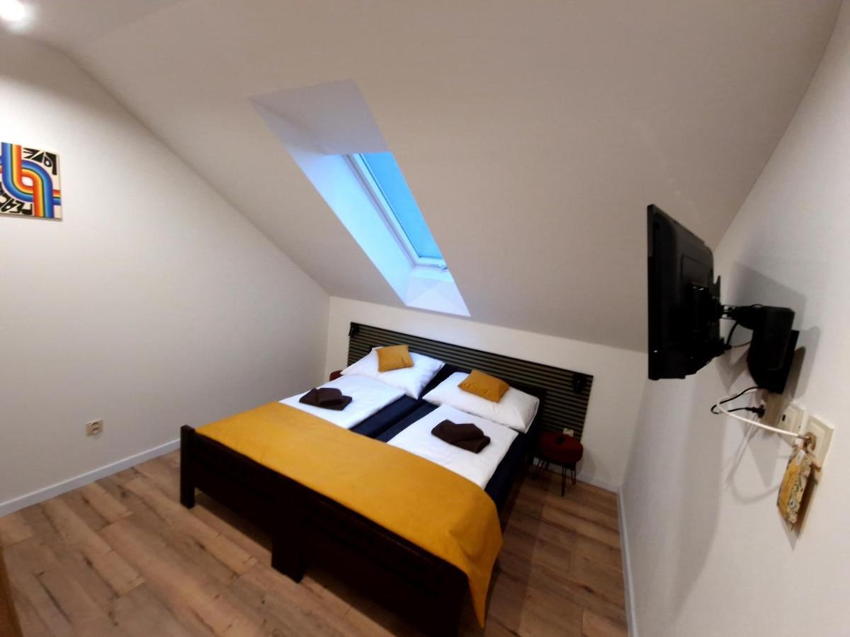 Bird House Hotel Presov Ngoại thất bức ảnh