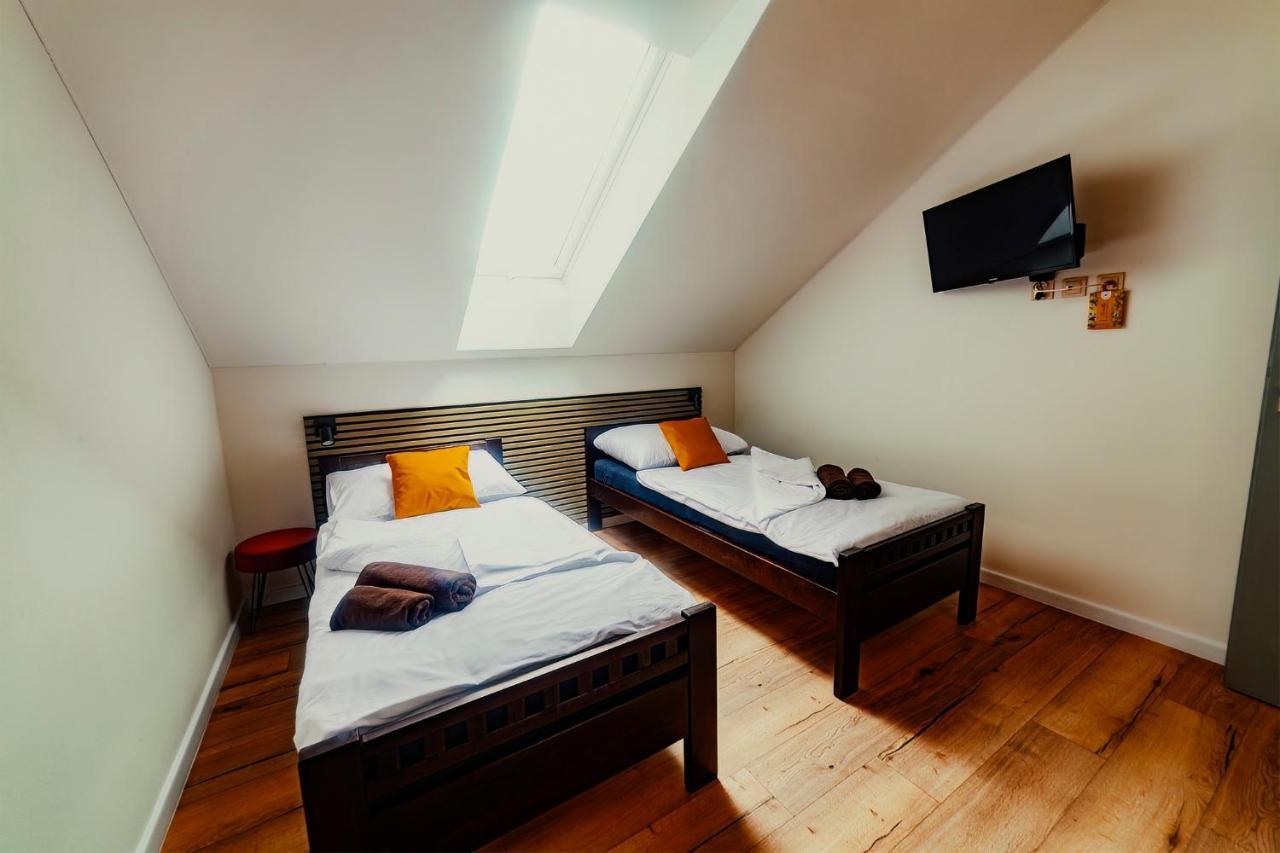 Bird House Hotel Presov Ngoại thất bức ảnh
